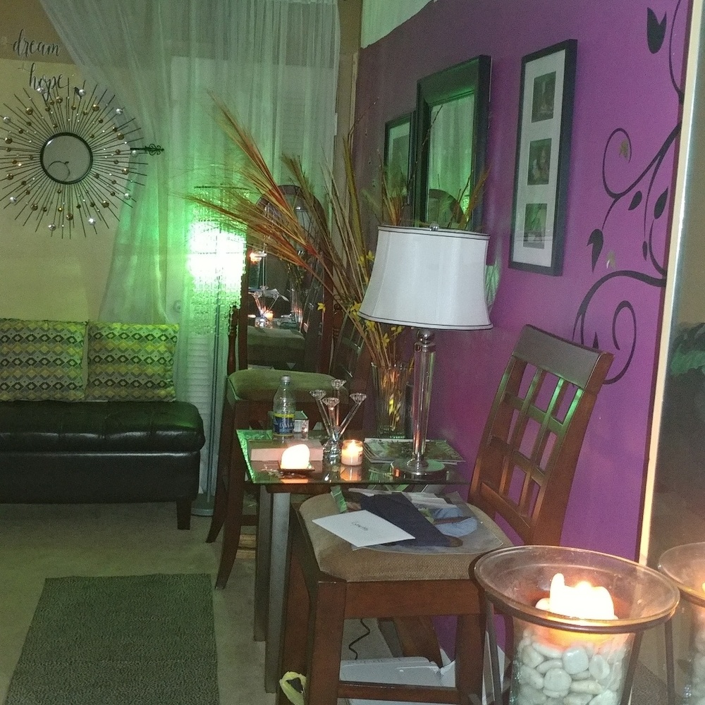 Meet your Posher, Lynette